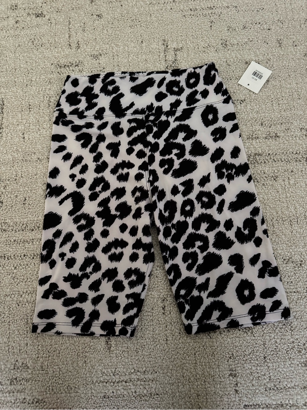 Black & White Leopard Print Leggings